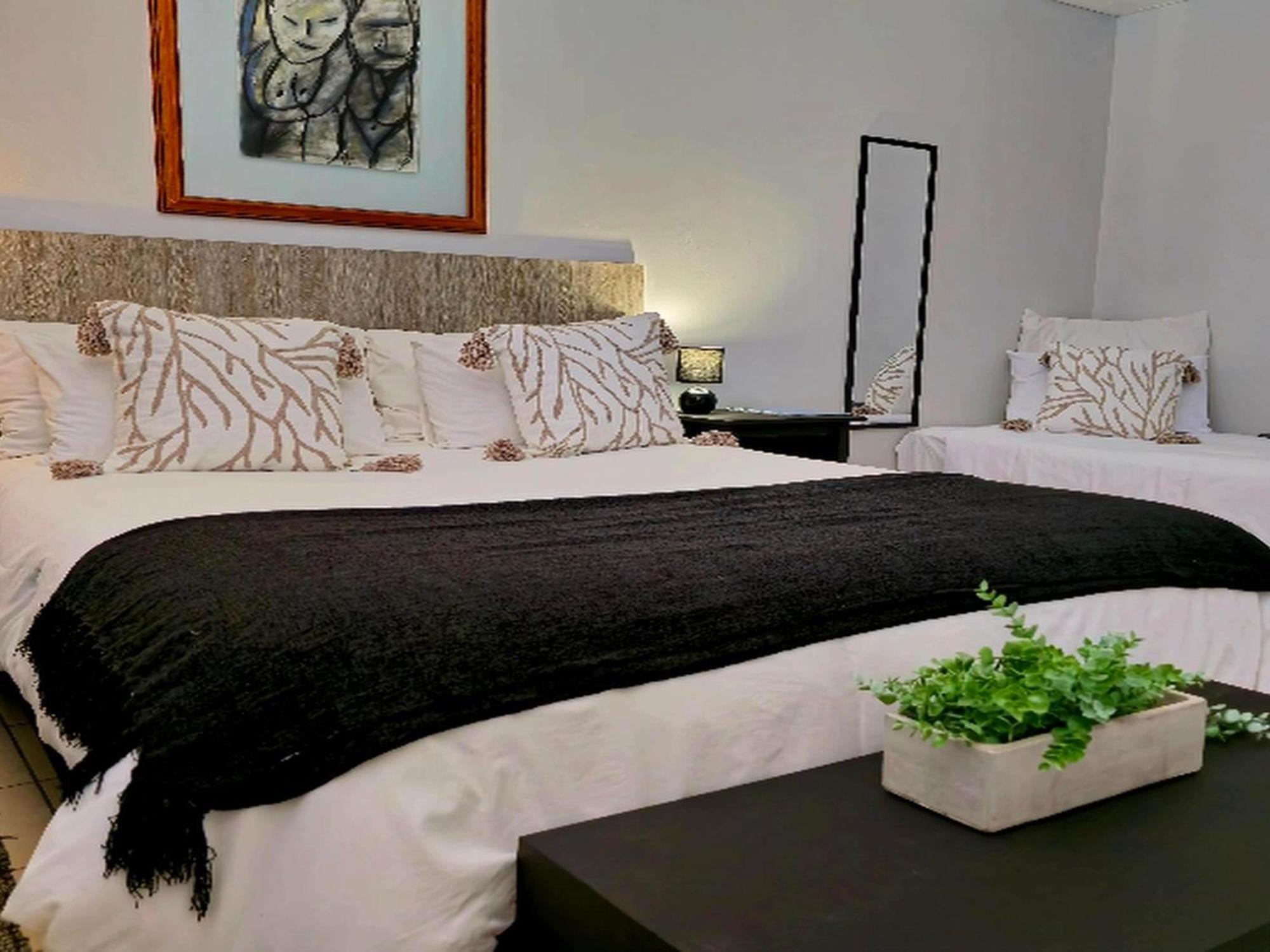 The Lantern Guesthouse Bloemfontein Eksteriør billede